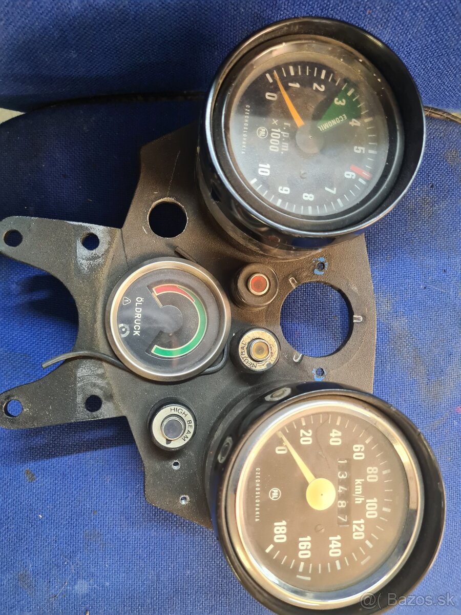 Otáčkomer a tachometer jawa 350/638