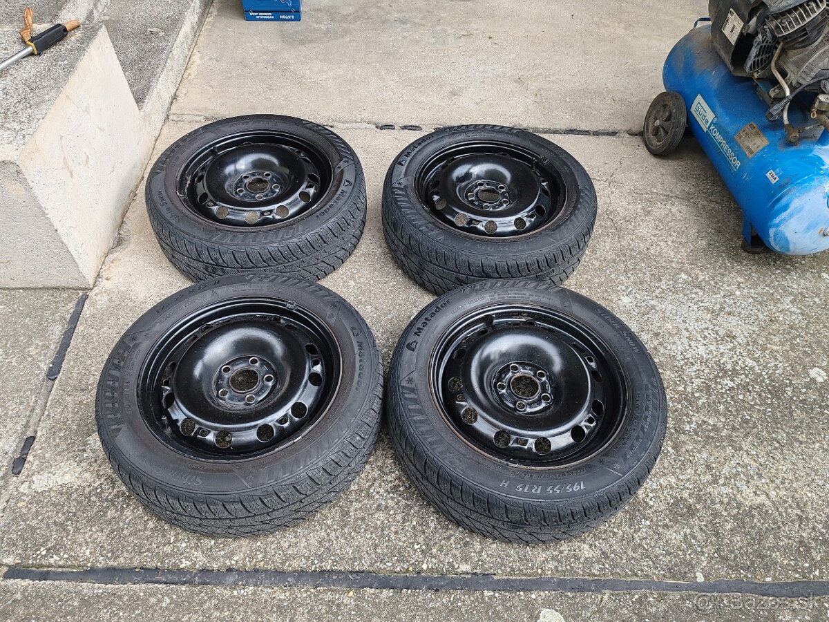 Predám kolesá 195/65 R15 rozteč 5x100