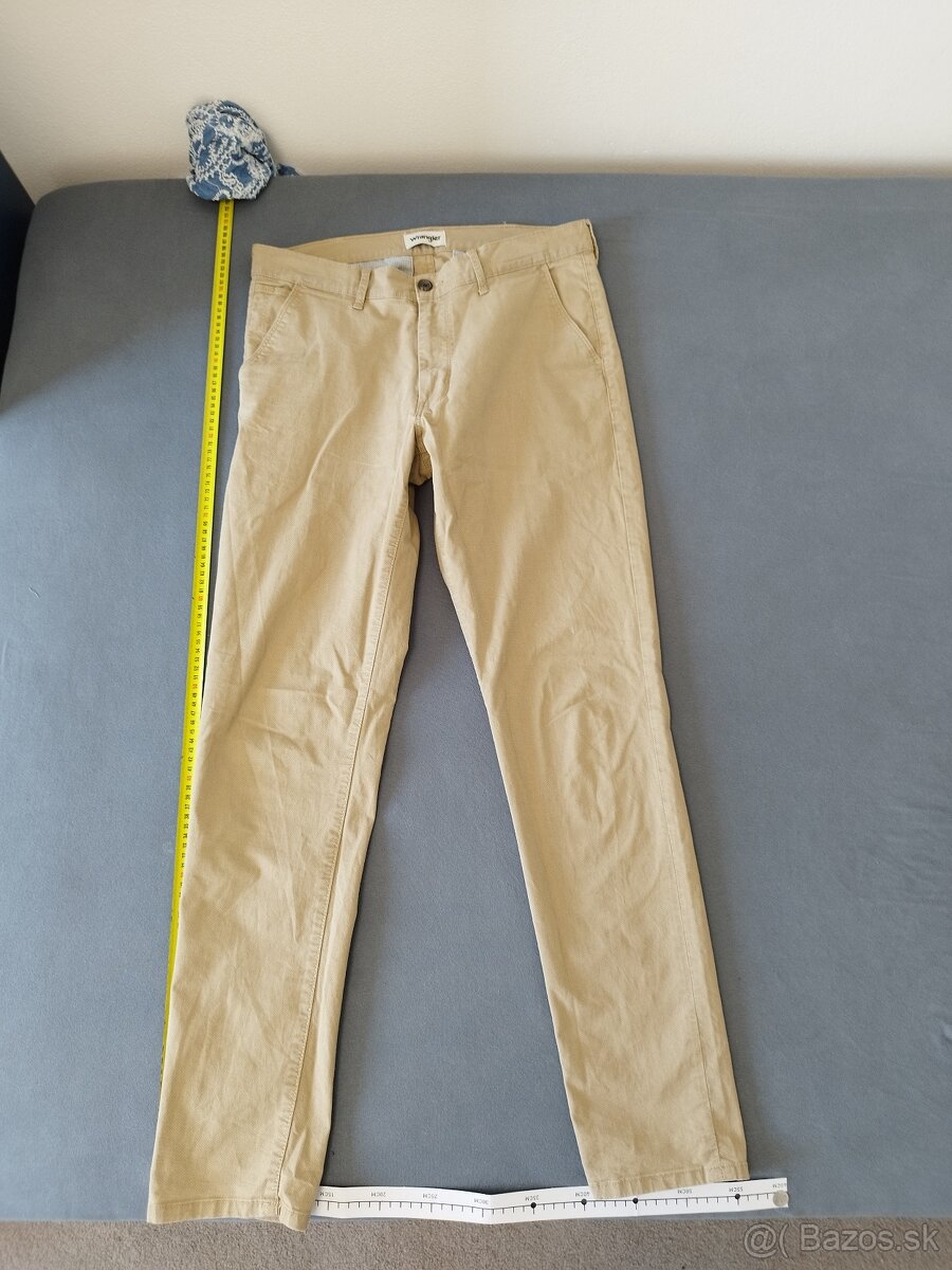 Nohavice Wrangler Chino W32/L34