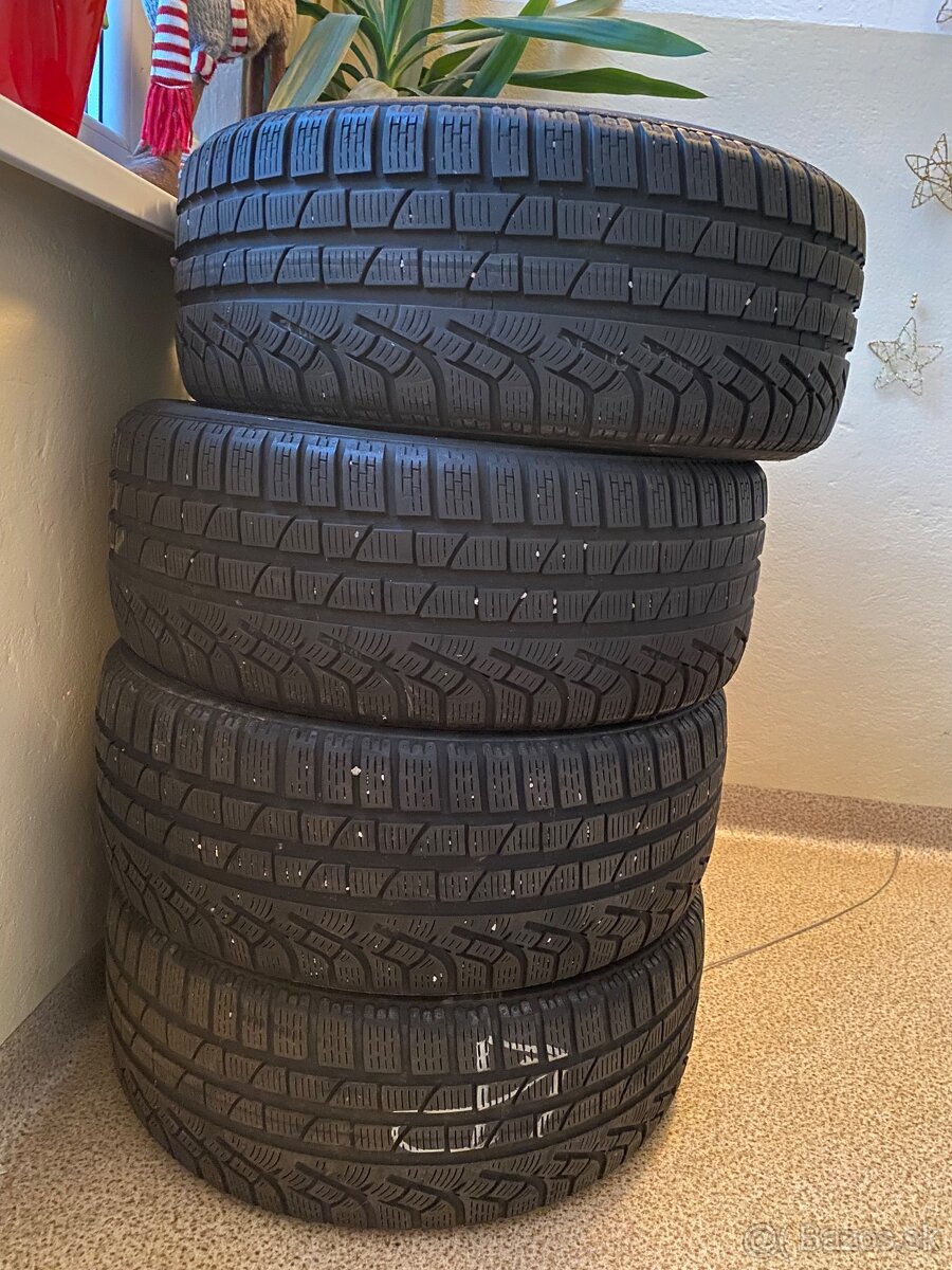 235/45 r18 Pirelli Zimné