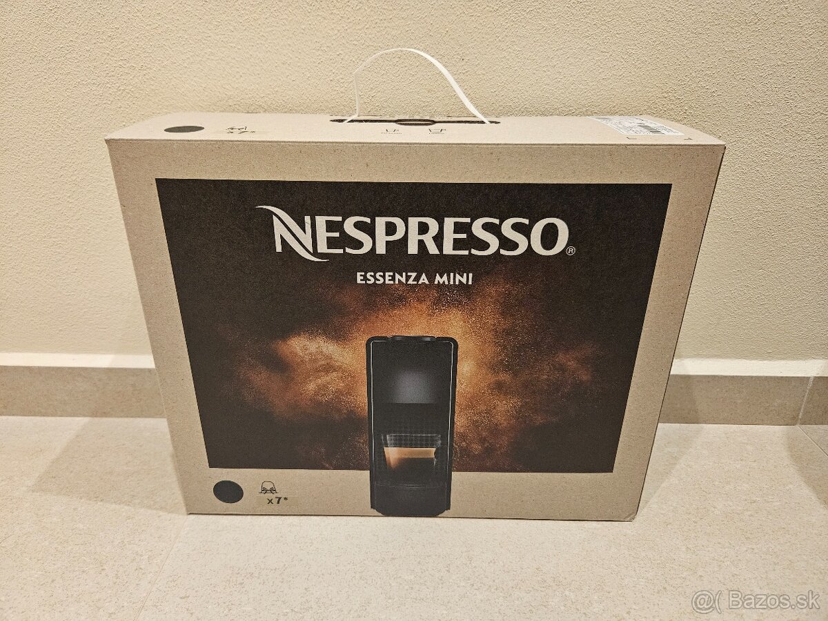 NESPRESSO Essenza Mini Krups Piano Black