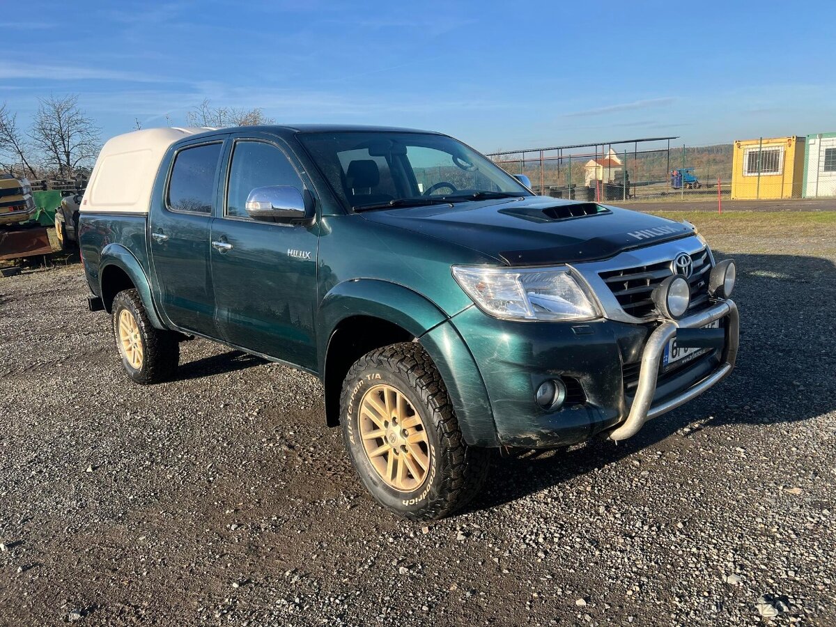 Toyota hilux double cab 3.0 diesel