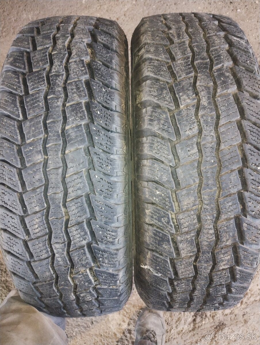 Pneu 245/70R17