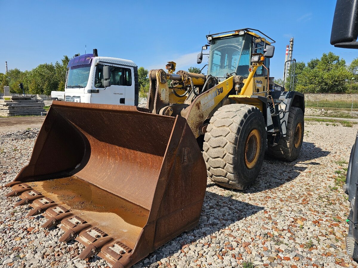 Komatsu WA480