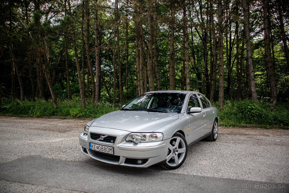 Volvo S60 R AWD 2.5Turbo 220kw