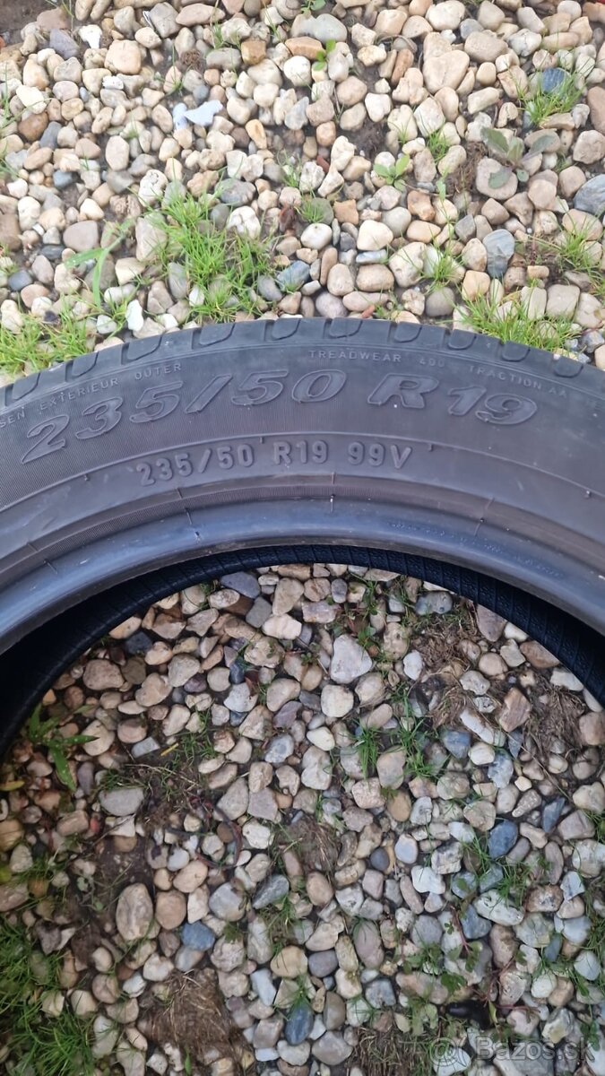 Predam 4ks letne pneumatiky Pirelli Scorpion 235/50 R19