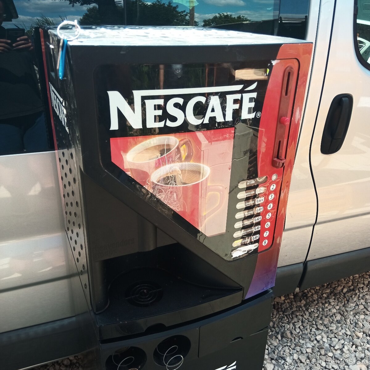 NESCAFE LIONESS H/5 kavovy napojovy automat na euro mince