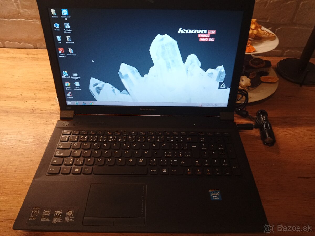 Predám notebook Lenovo B590