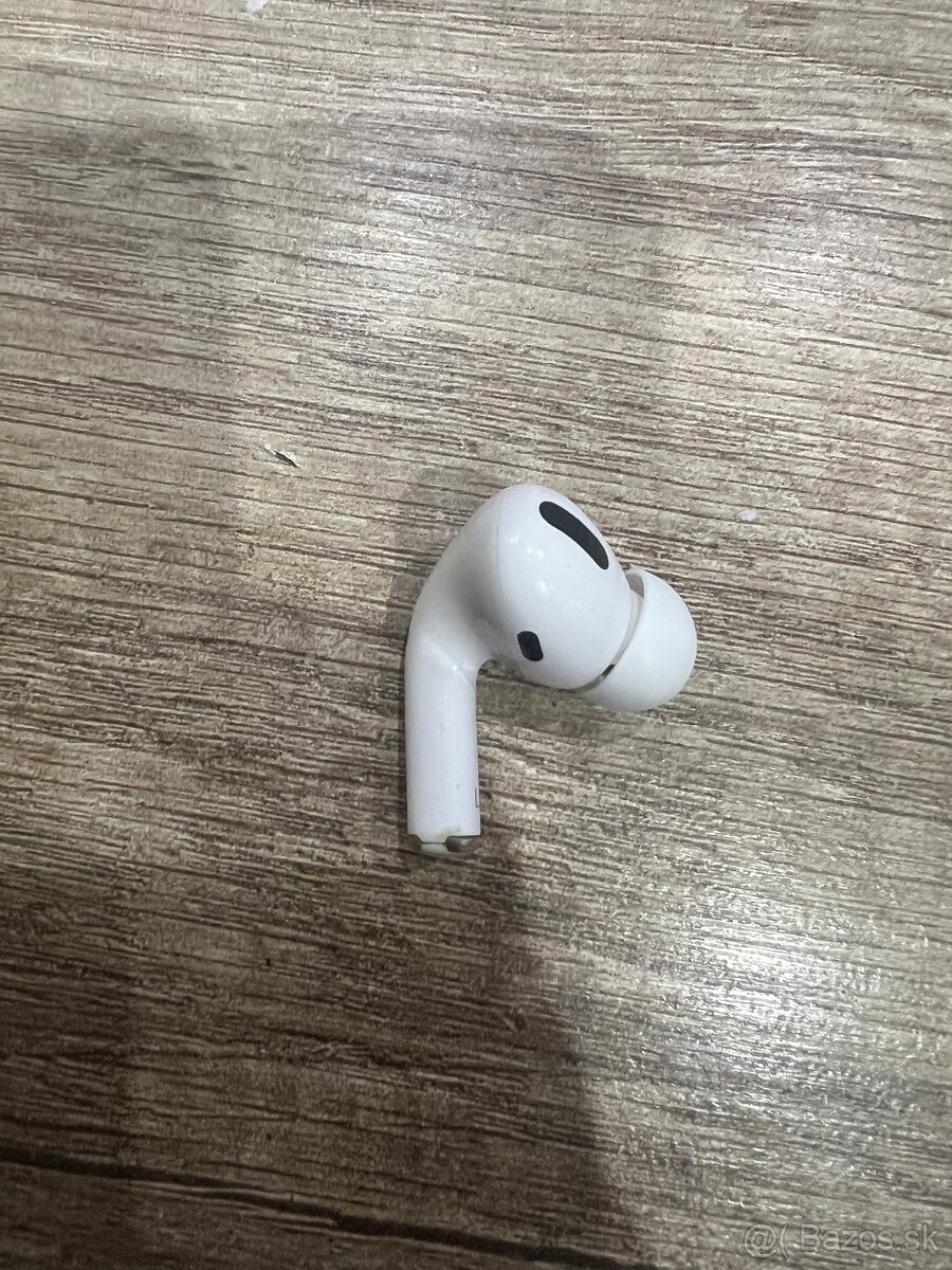 Sluchatko airpods pro