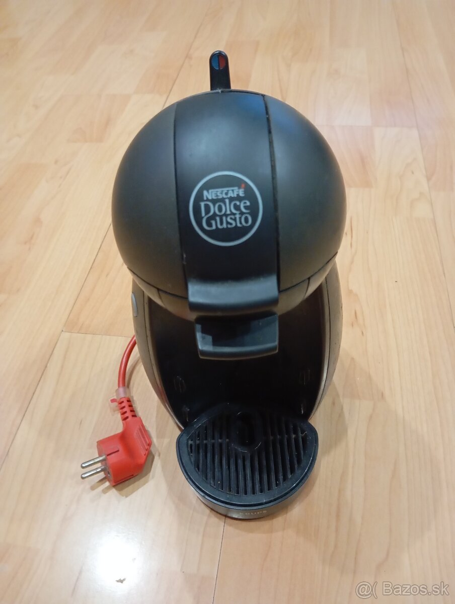 Kávovar Dolce gusto