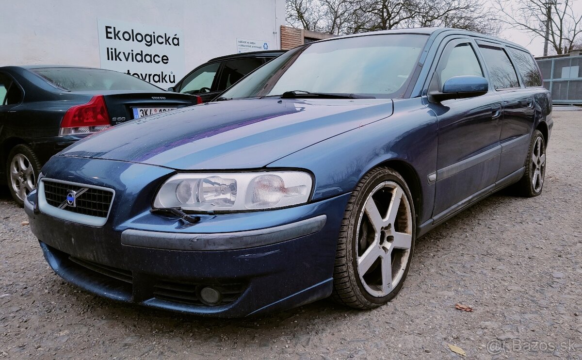 Volvo V70R 2,3 221kw - Náhradní díly