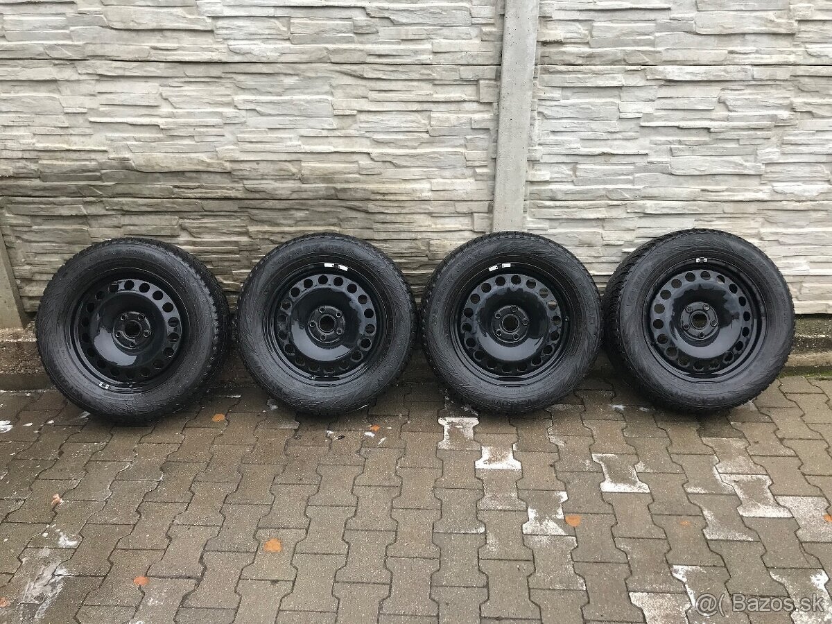 5x112 R17 zimna sada 215/65 R17 Nokian