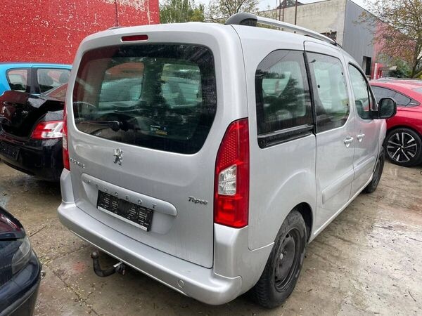 na náhradné diely Peugeot Partner Tepee 1.6 HDI 16V 9HV 9HX