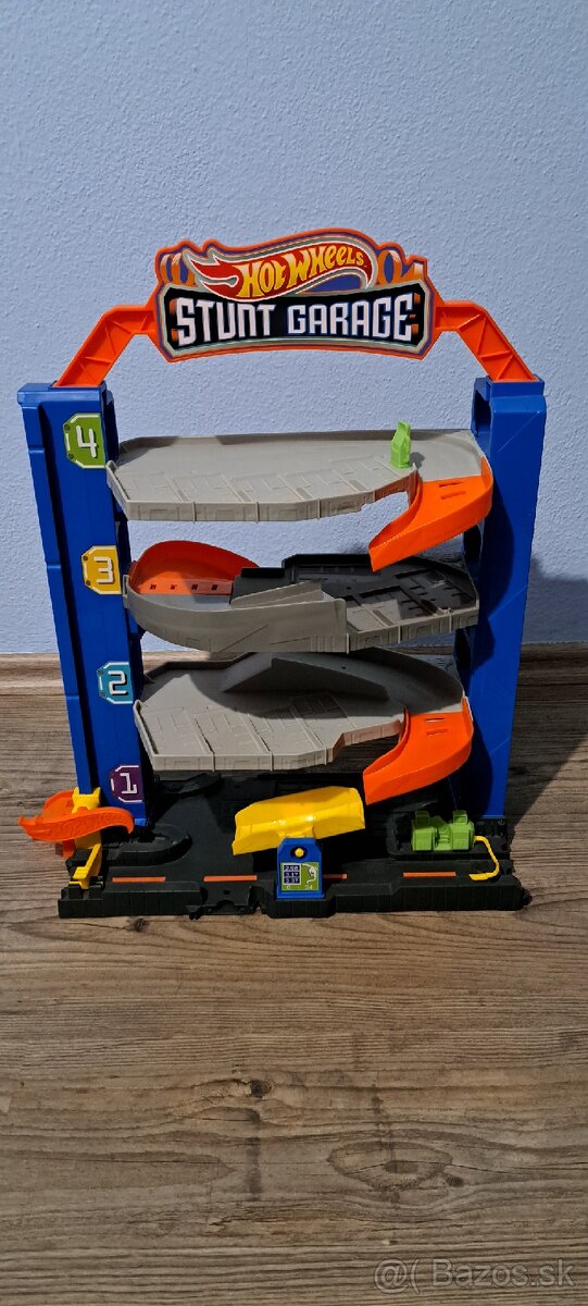 Garáž Hot Wheels