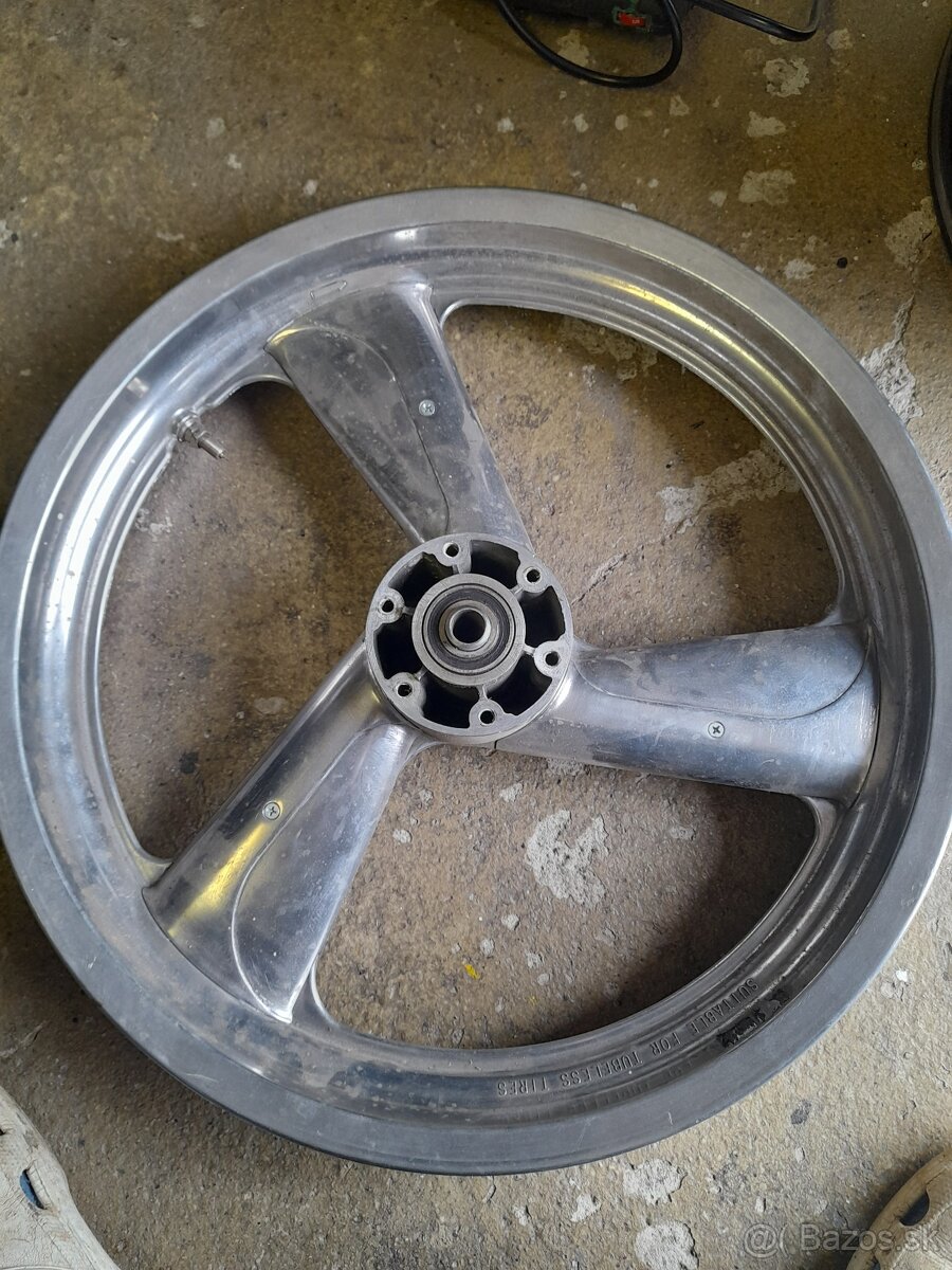 Predne koleso Yamaha 17"