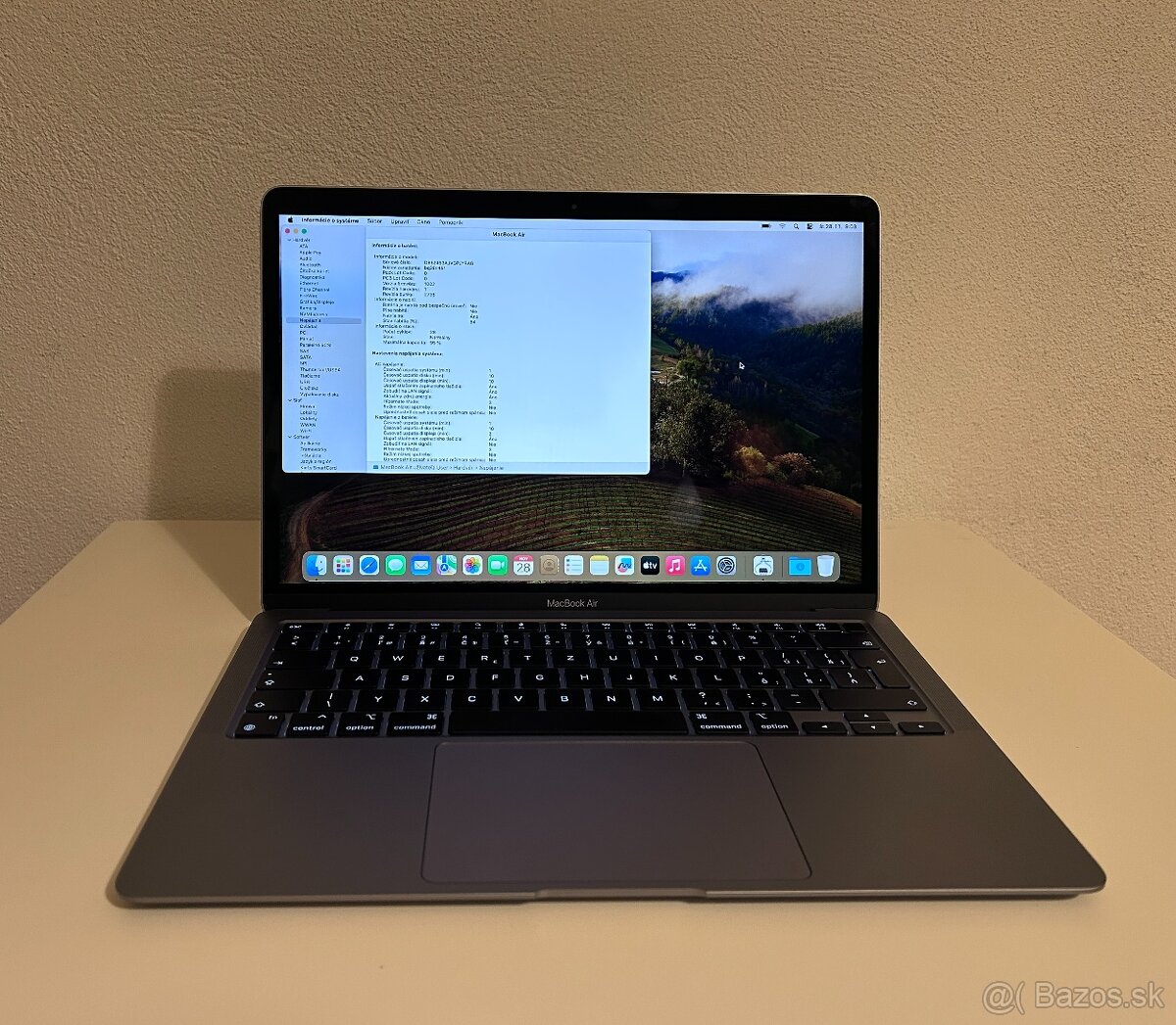 MacBook Air 13" M1 SK 8GB RAM 256GB SSD 28 cyklov TOP STAV