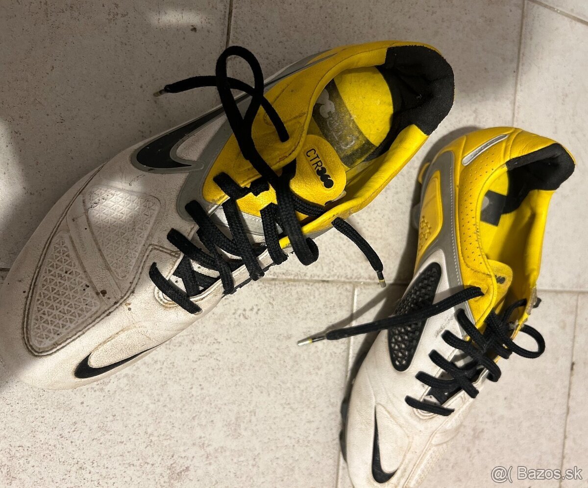 Kopačky Nike CTR360