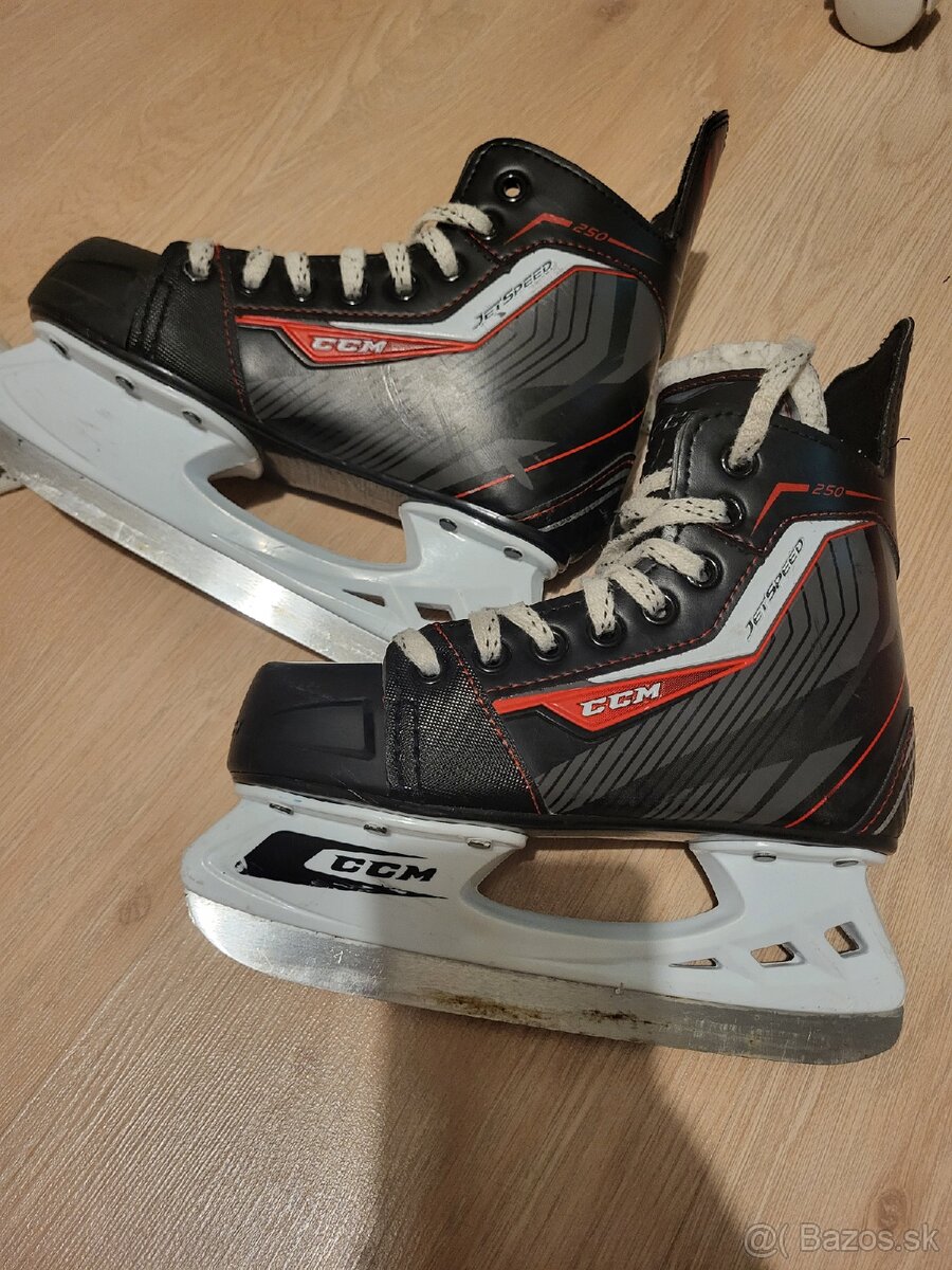 Detske korcule 32 na lad - CCM jetspeed 250