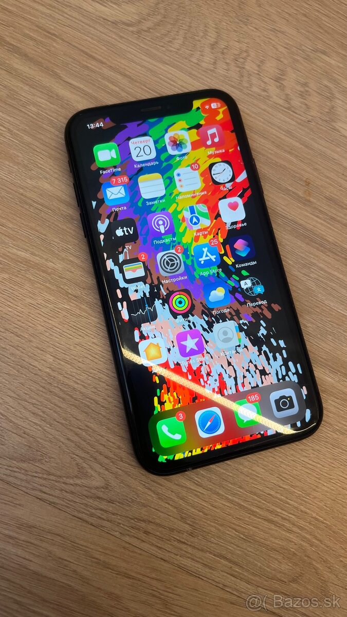 iPhone XR