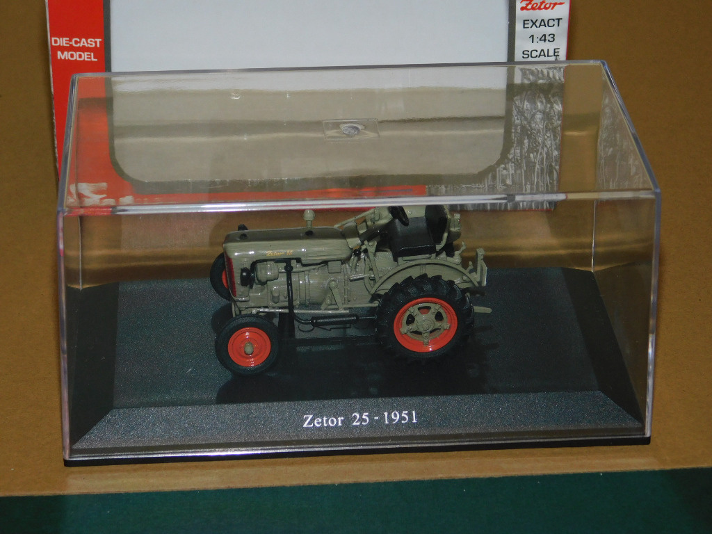 Zetor 25 Tractor (1941) 1:43