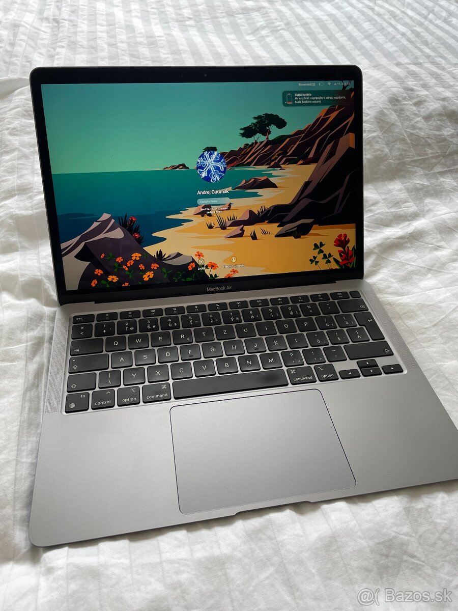 Macbook Air m1 2020 13" 16gb ram 256gb ssd