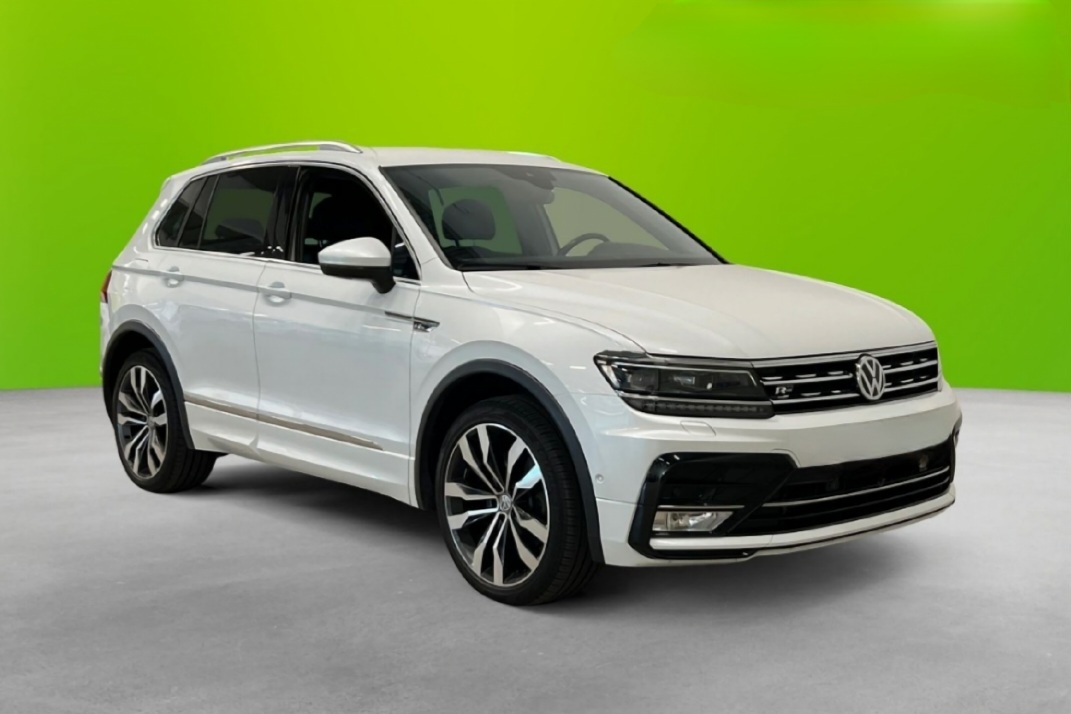 Volkswagen Tiguan R-line 2.0TDI 140kw DSG 4x4 Webasto Pano