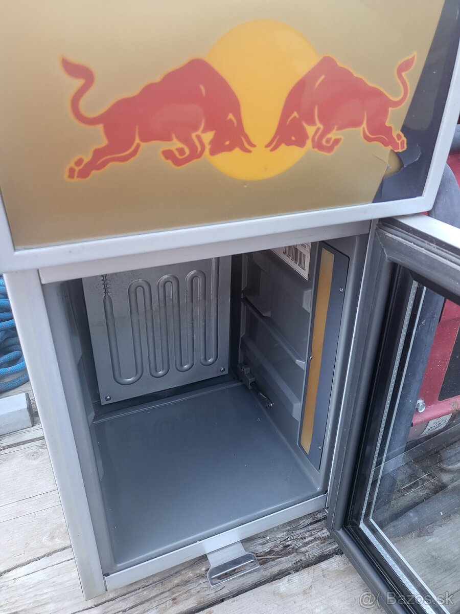 Mini chladnička Redbull