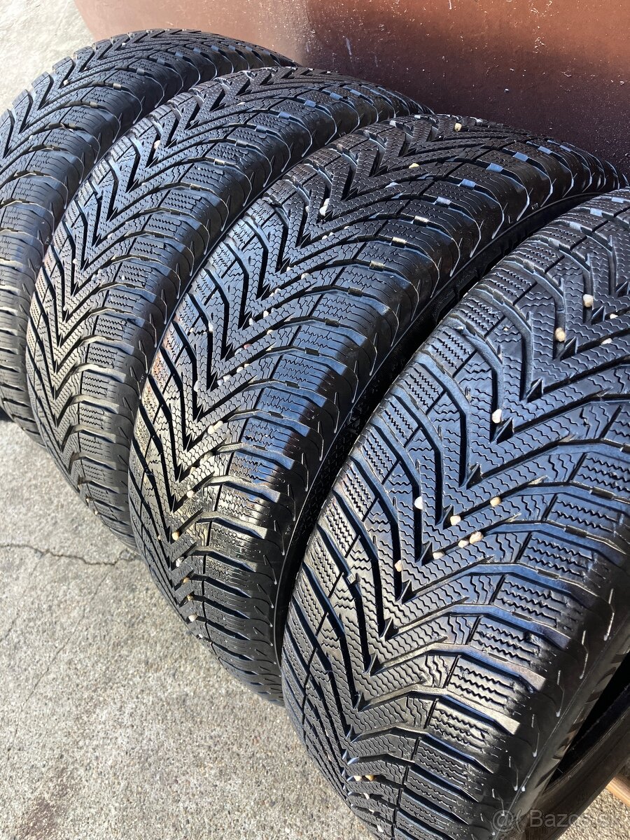 195/55 R16 4ks Vredestein zimne