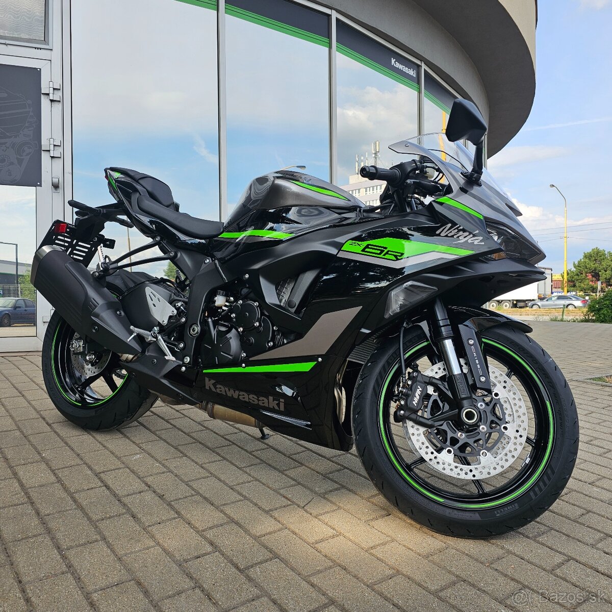 Ninja ZX-6R 636 cm³ 91 kW  - 1050 km