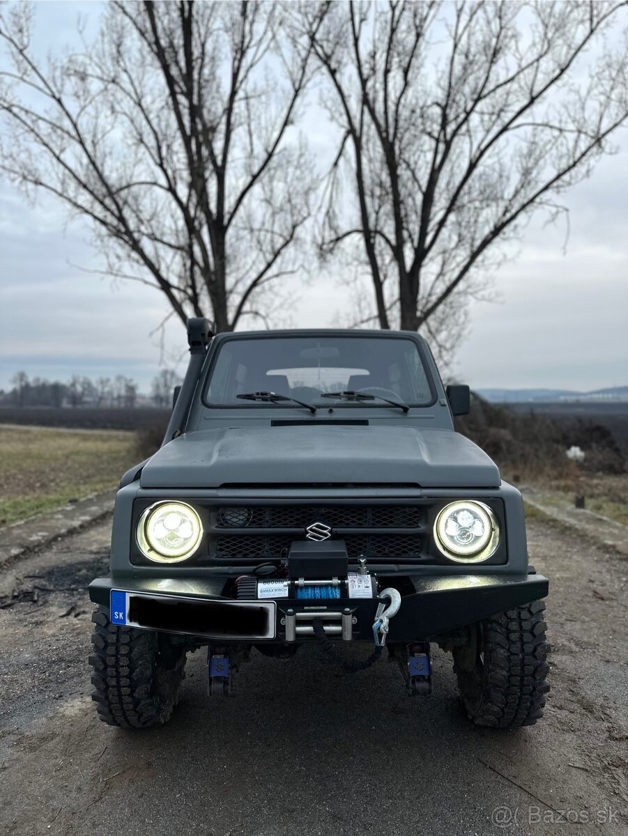 Suzuki Samurai