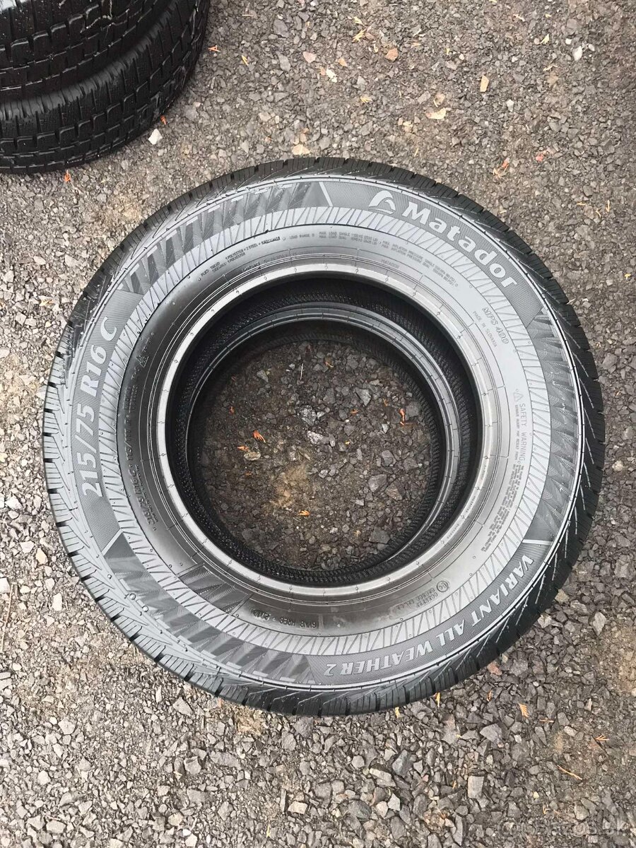 Matador 215/75 R16 C celoročné