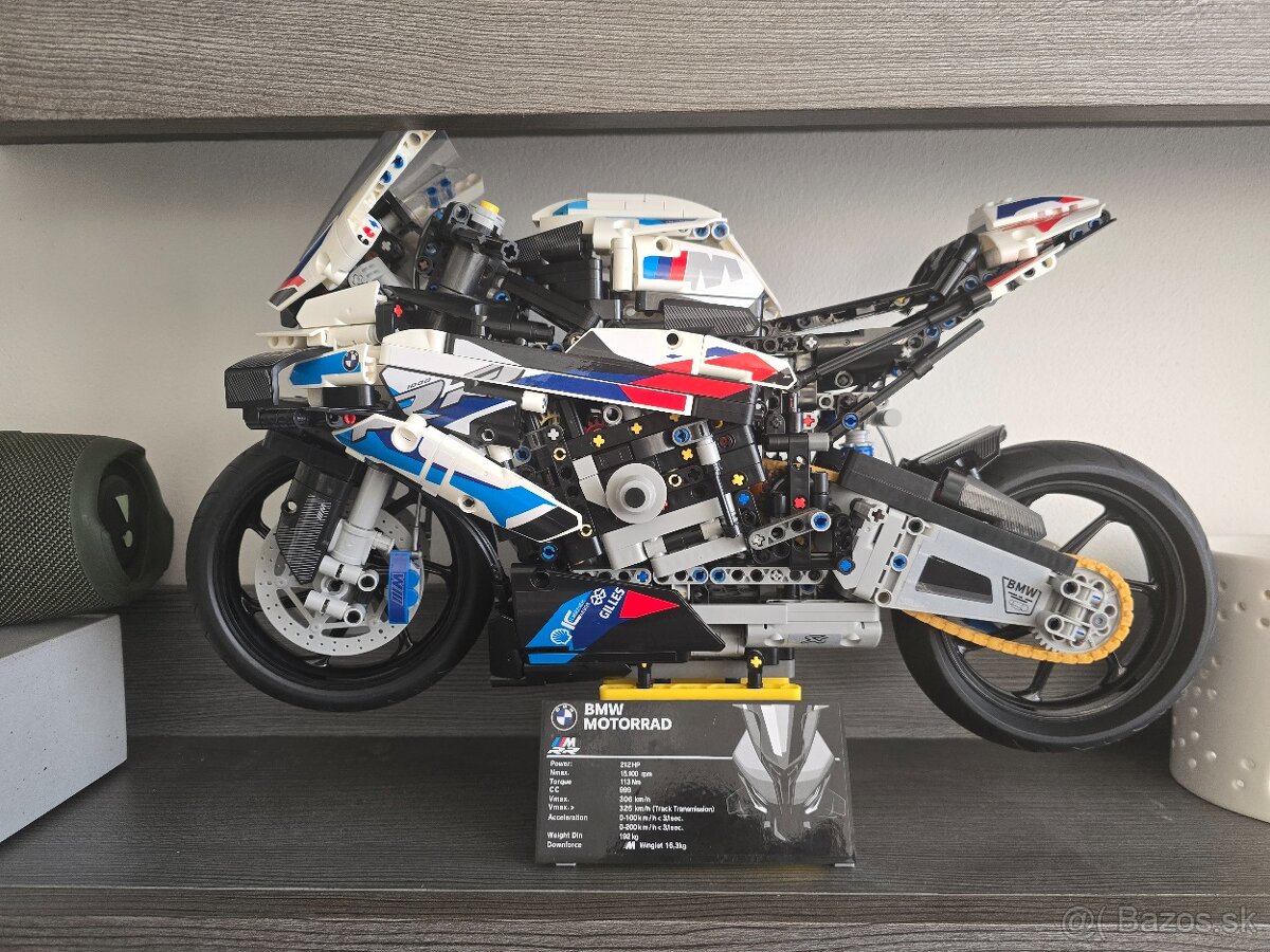 BMW M 1000 RR motorka set 42130