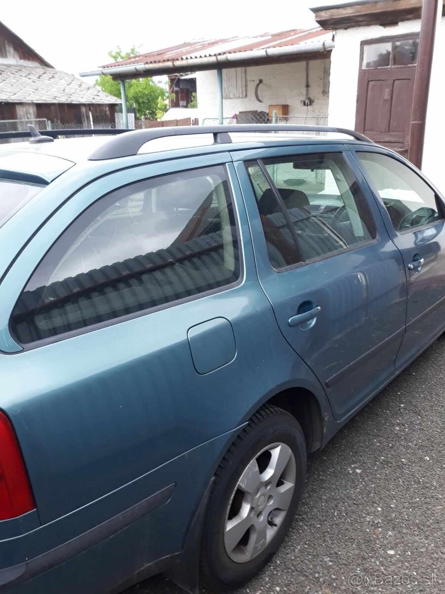 dvere na škoda octavia 2 combi, 2007