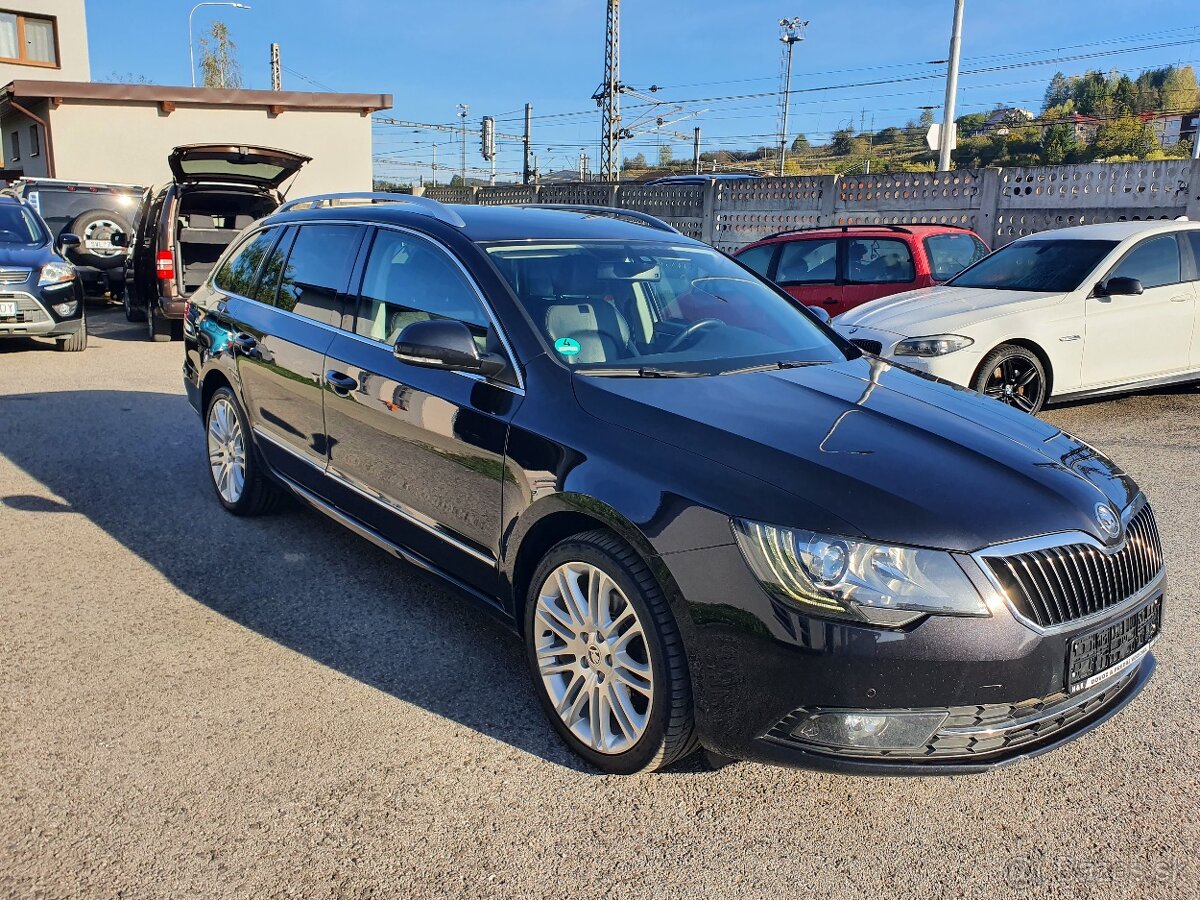 ŠKODA SUPERB COMBI 2.0 CRTDI 12KW DSG r.v. 2014 ELEGANCE