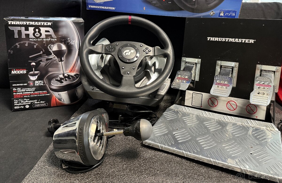 Predam volant, pedale a paku Thrustmaster T500 RS + TH8A