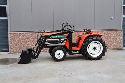 Traktor Kubota B1702