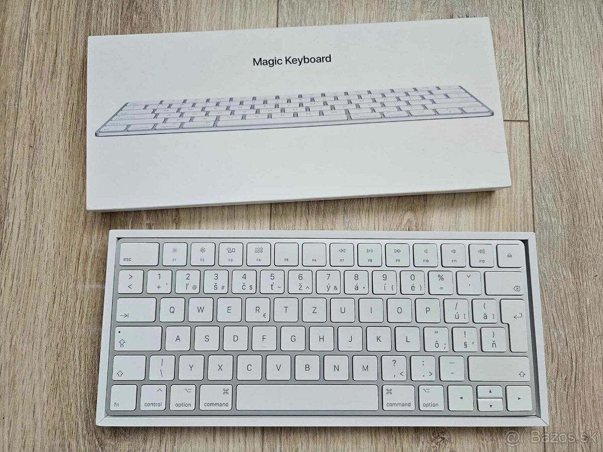 Apple Magic Keyboard MLA22CZ/A, sk layout, vyborny stav