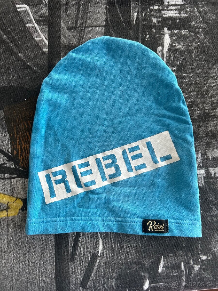 Čiapka Rebel