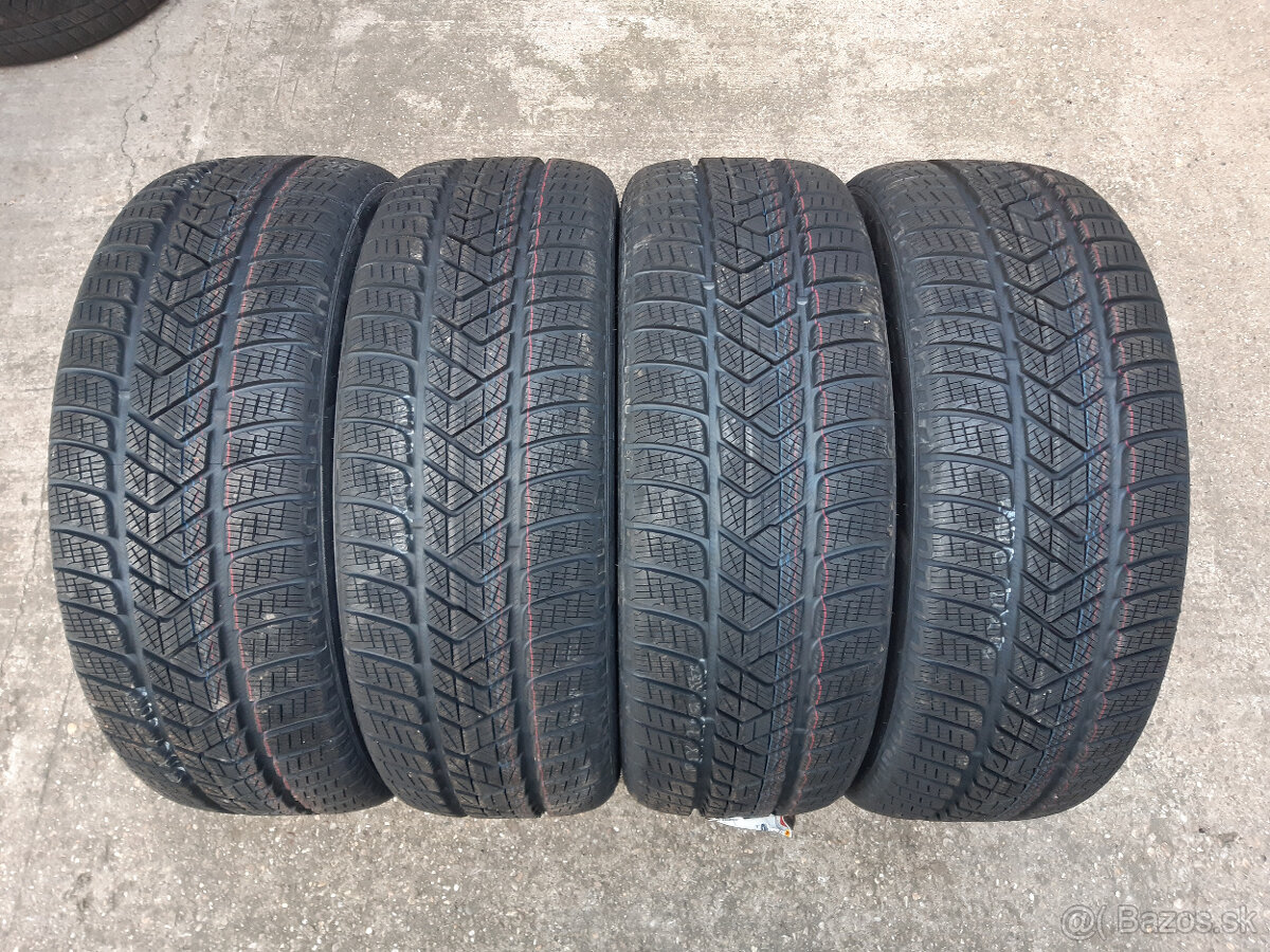 235/55 R19  -nové zimné Pirelli