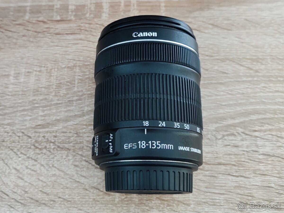 Canon EF-S 18-135mm f/3,5-5,6 IS STM