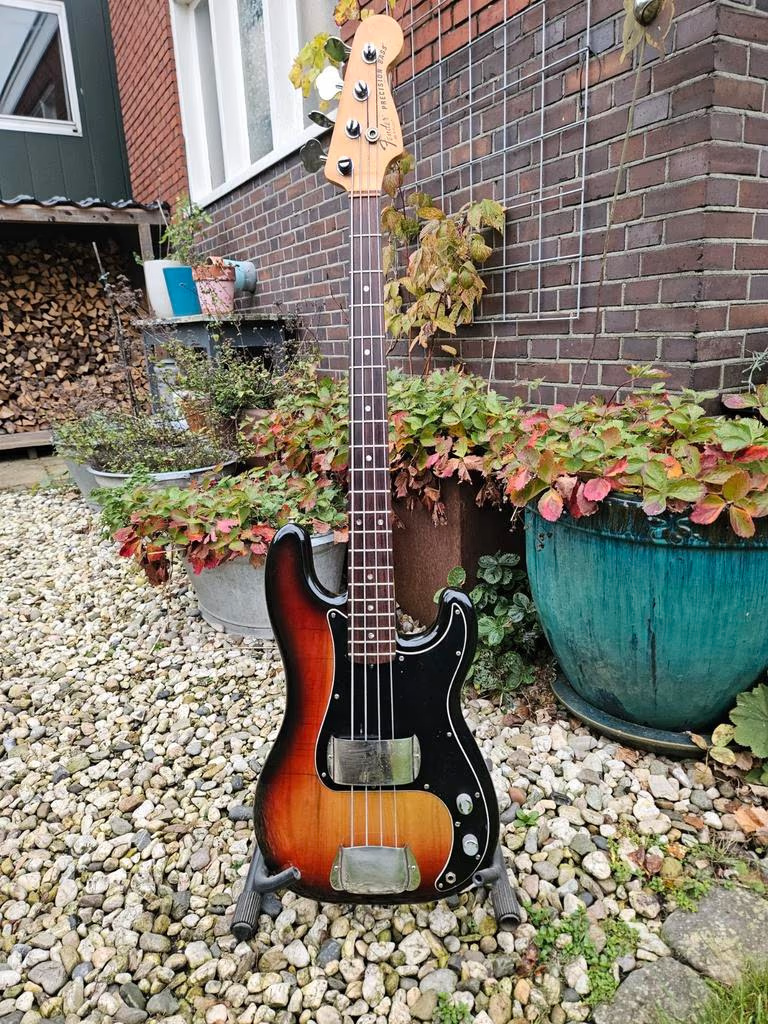 Fender Precision Bass rok 1978