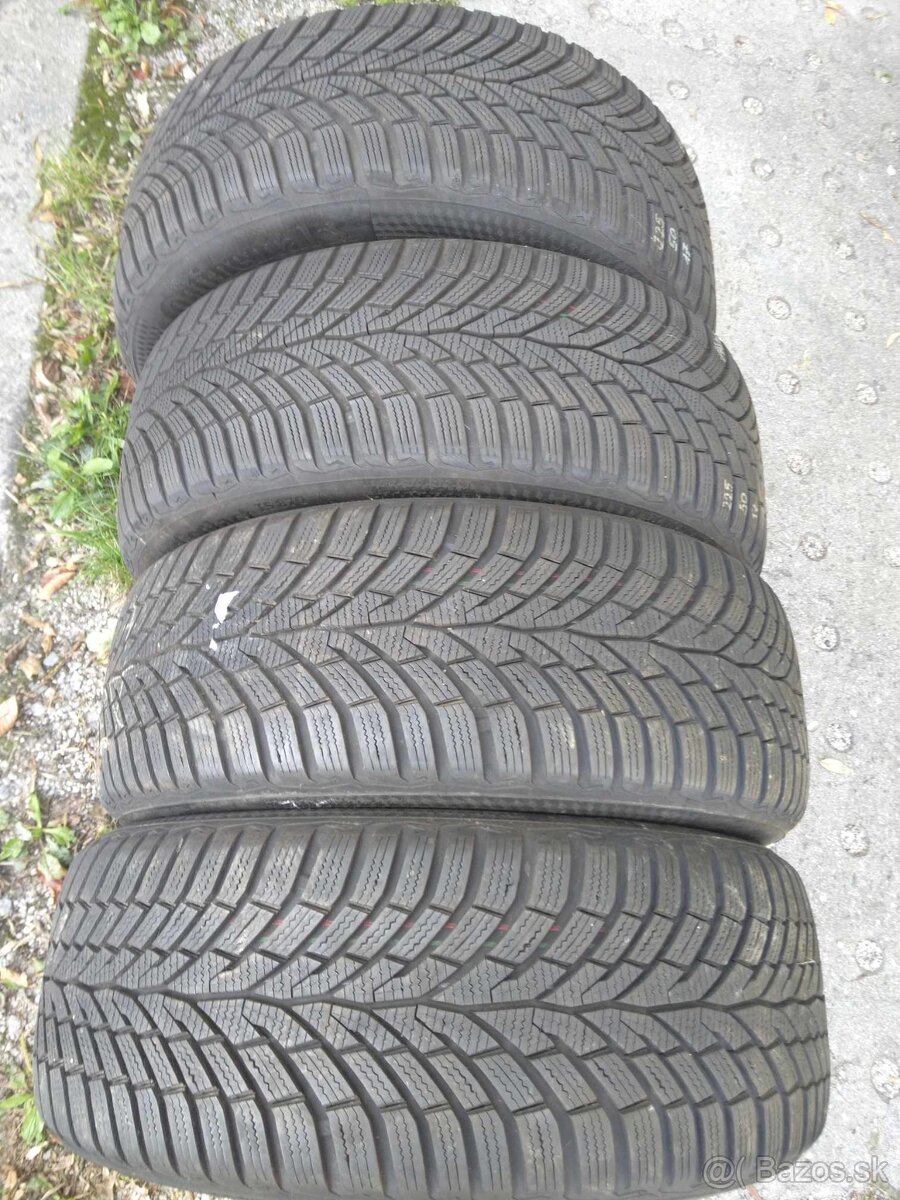 225/50 R 17 98 V XL CONTINENTAL zimné + disky OPEL.