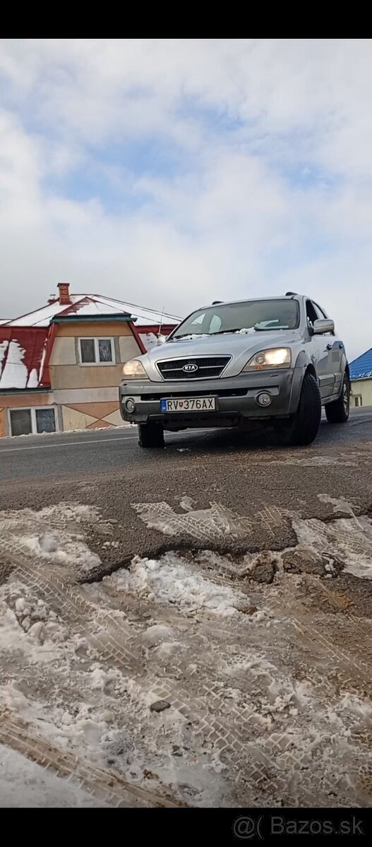 Predám na ND Kia Sorento