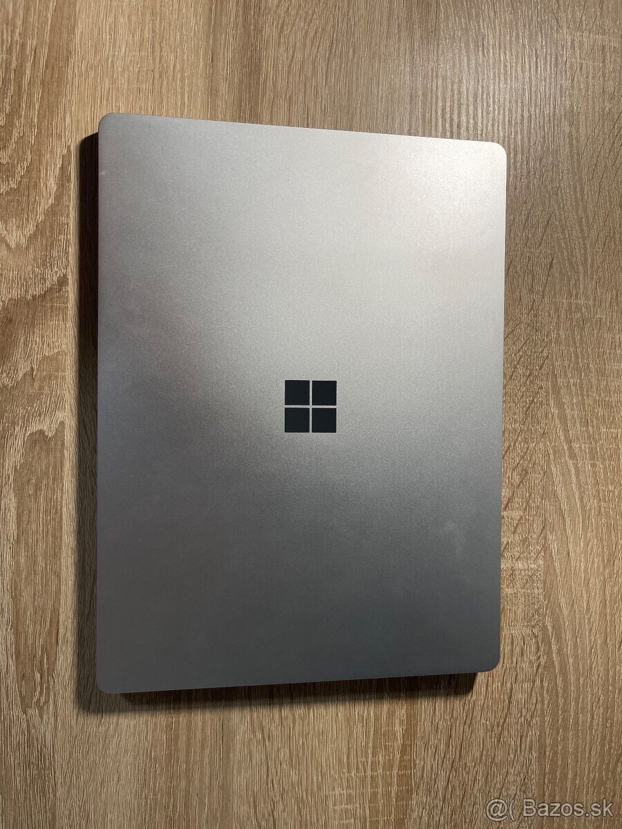 Predám Microsoft Surface Laptop Go