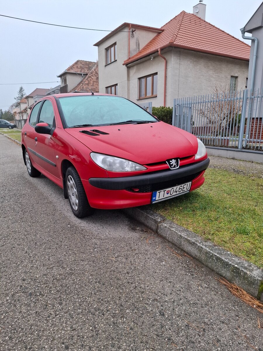 Predám Peugeot 206, 1,4  55 kw, benzín, r.v. 2006