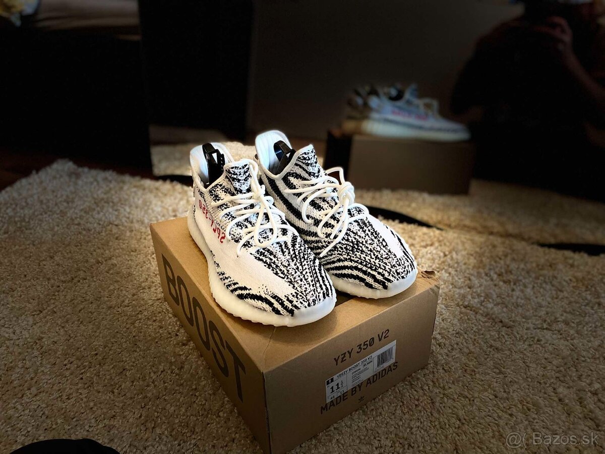 Yeezy 350 V2 Zebra (veľ. 46)