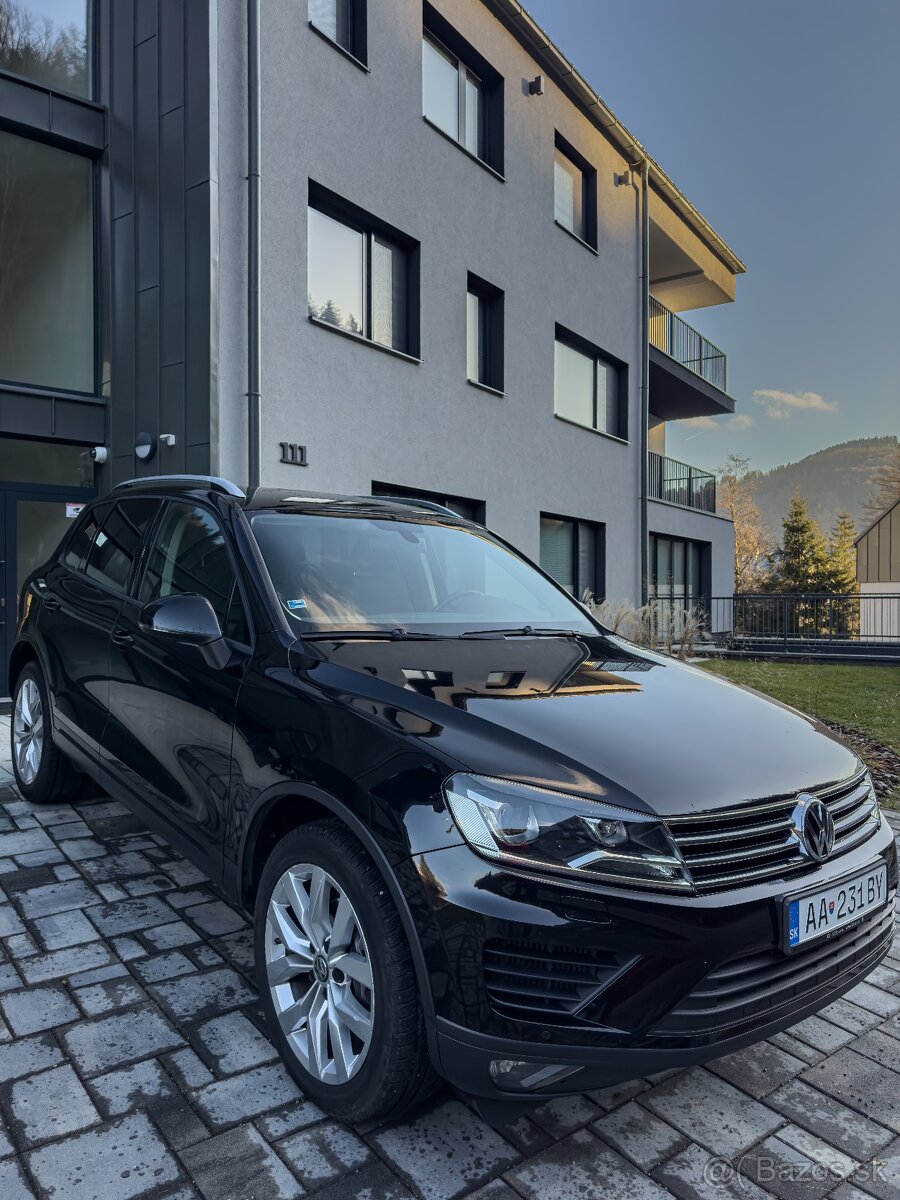 Volkswagen Touareg FACELIFT model  r.v 2015