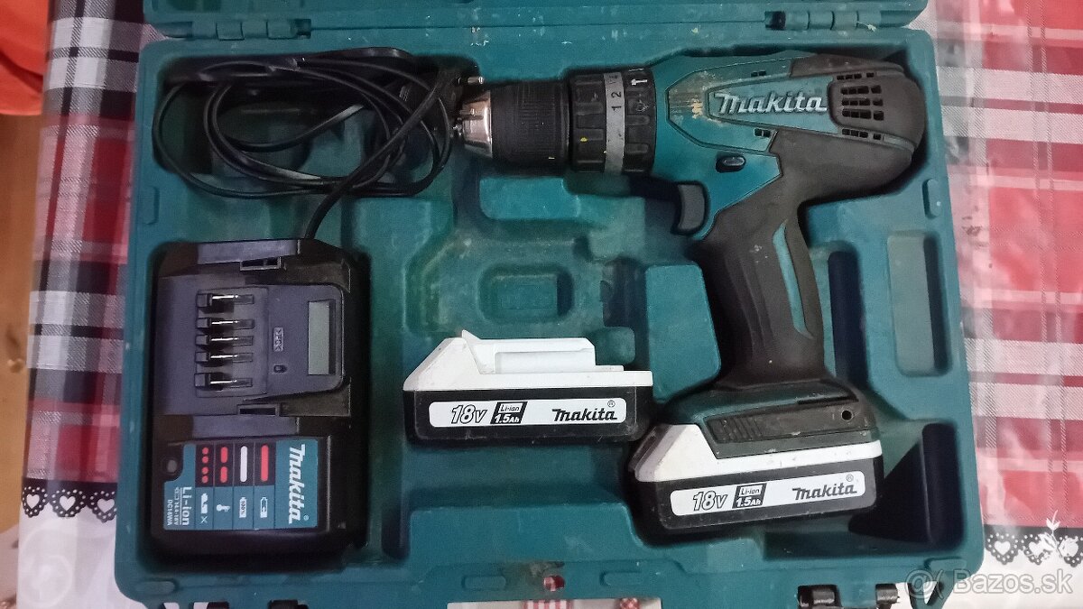 Makita HP457DWE AKU príklepový skrutkovač v kufríku