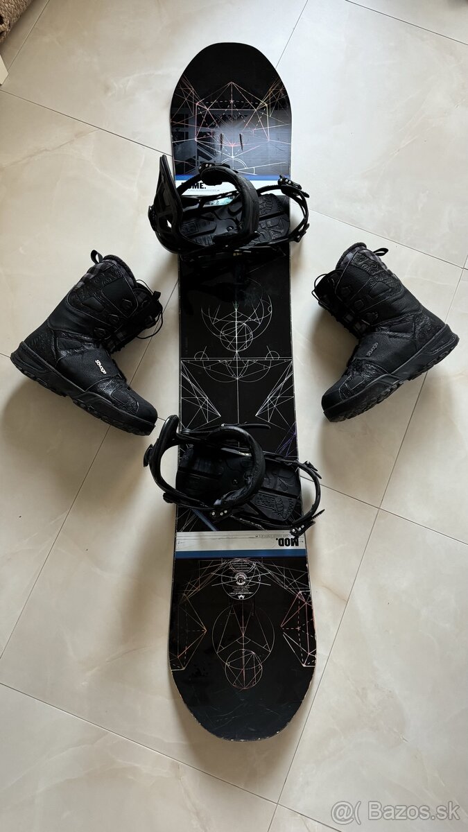 Snowboard Roma Design Syndicate 154