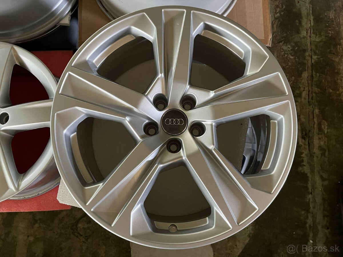 AUDI A7, S7 ORIGINÁL ALU KOLA R19, 5x112, ET 27, 4KS (806T)